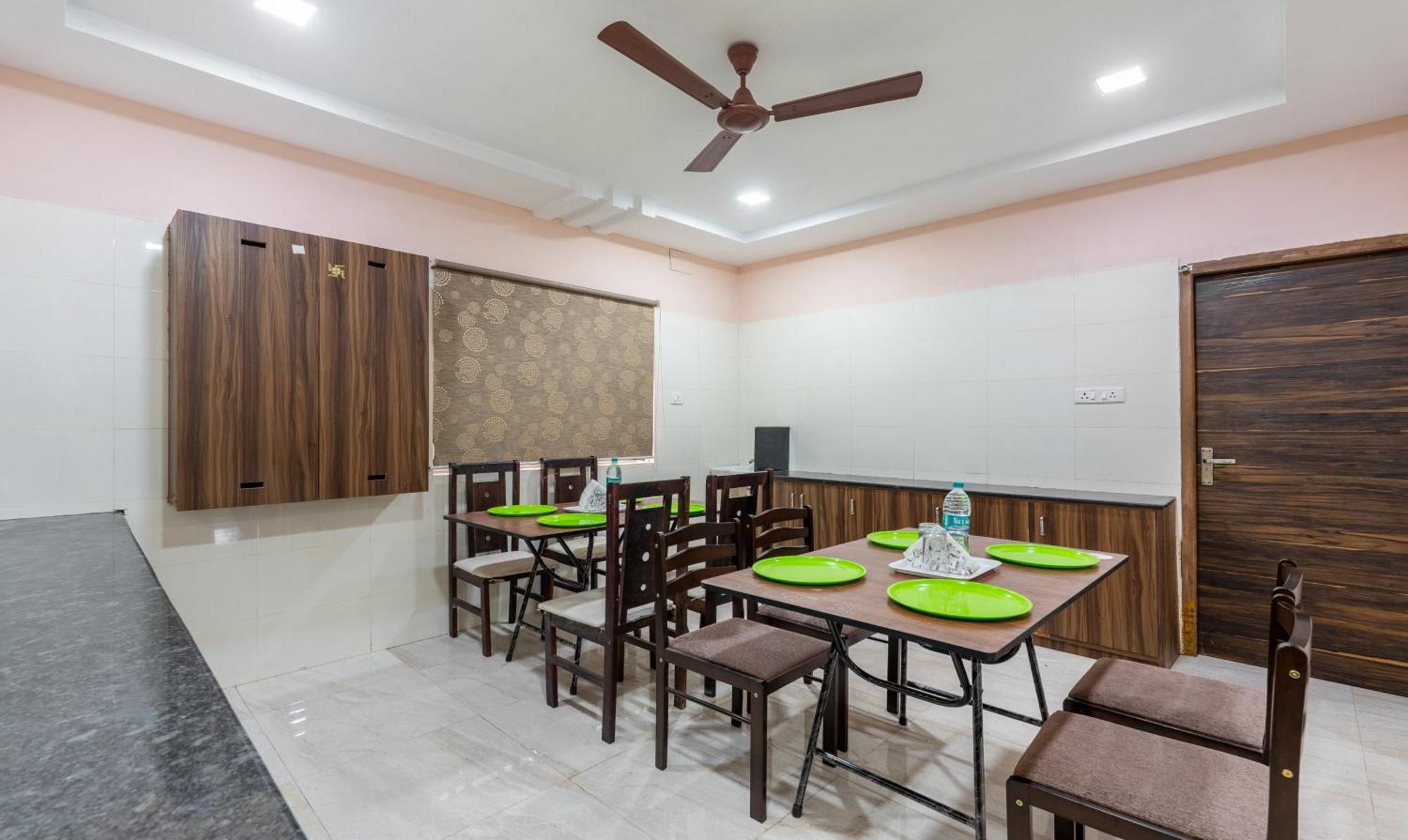 Treebo Eco Stay T Nagar Madras Buitenkant foto