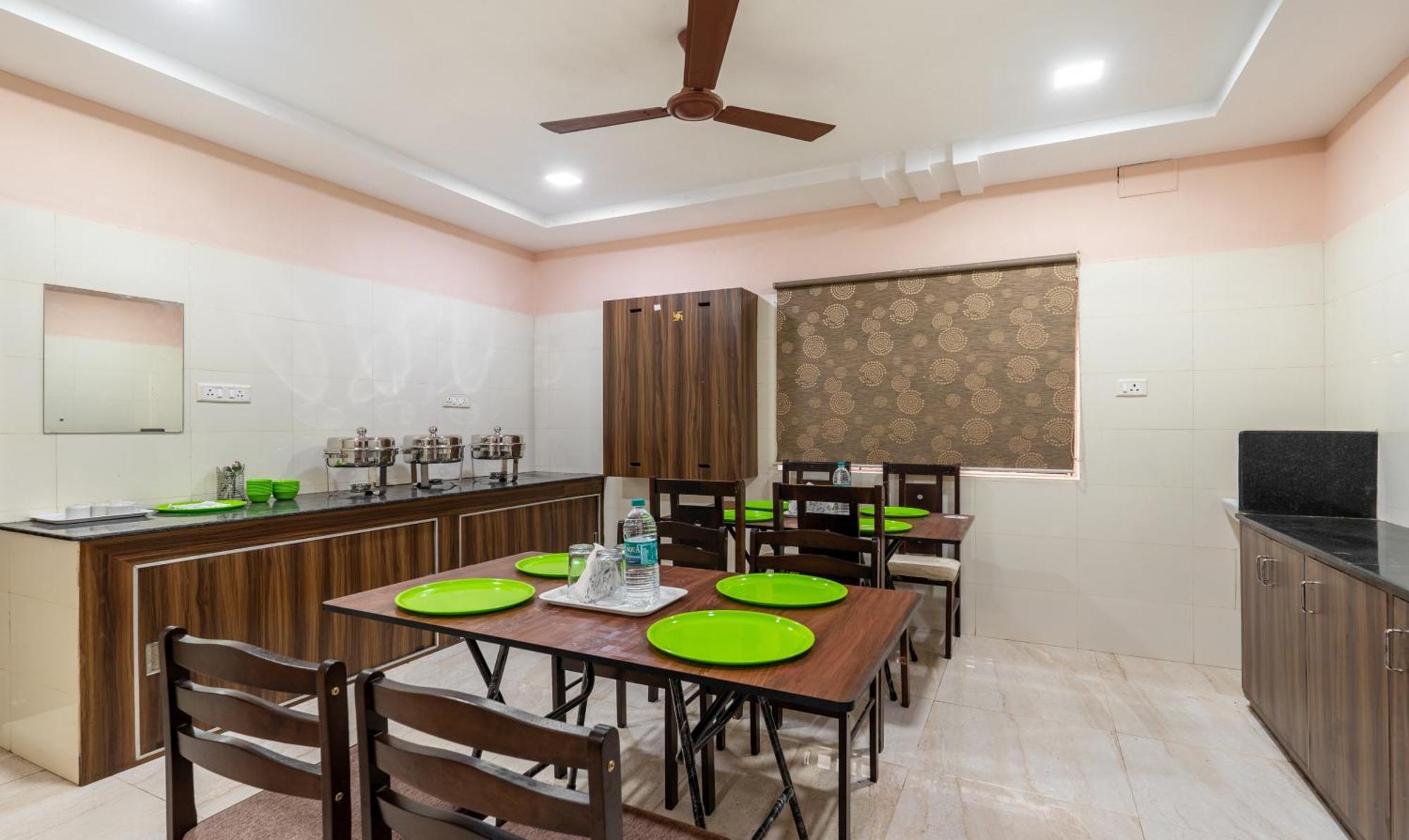 Treebo Eco Stay T Nagar Madras Buitenkant foto