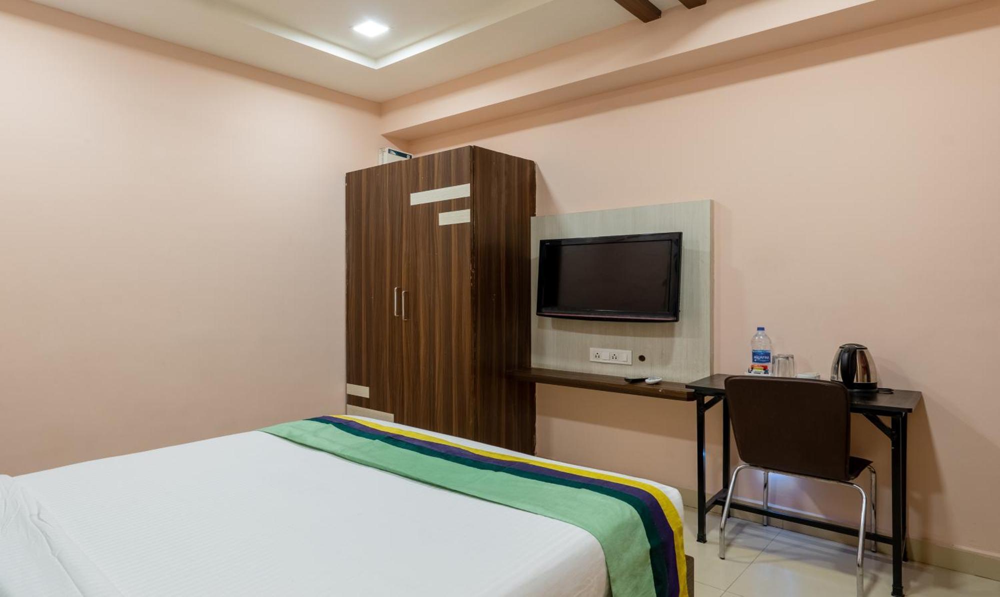 Treebo Eco Stay T Nagar Madras Buitenkant foto